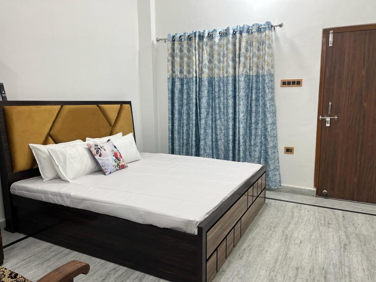 Shri Ram International Home Stay Ayodhya Εξωτερικό φωτογραφία