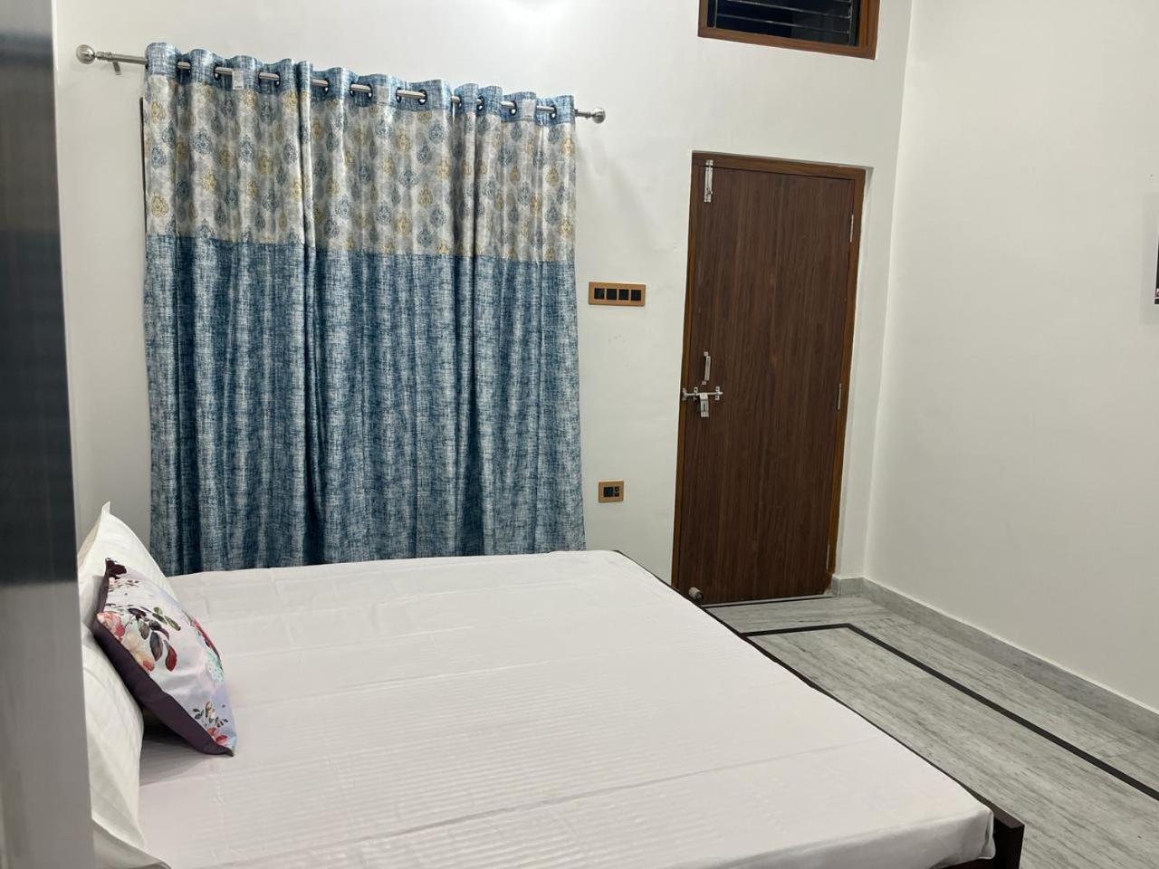 Shri Ram International Home Stay Ayodhya Εξωτερικό φωτογραφία